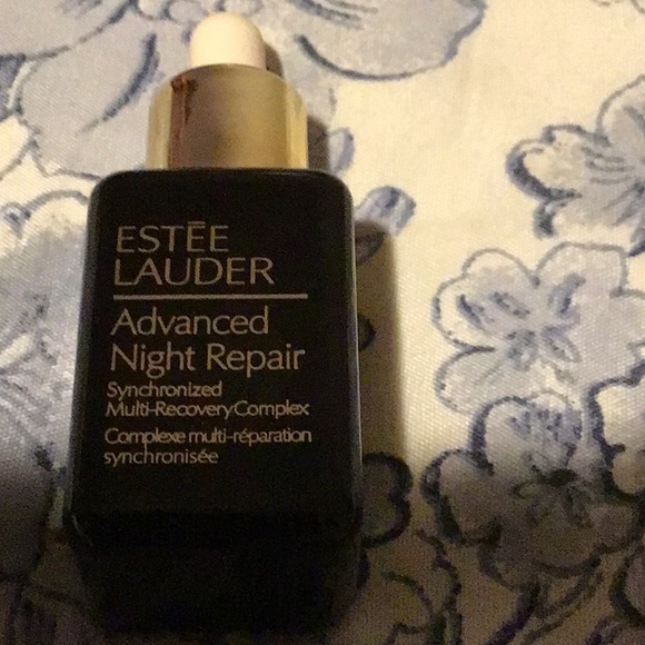 Estée Lauder Advanced Night Repair - Picture 3 of 6